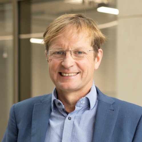 Portrait photo of Gordon Love, member of Martingale Foundation's Academic Advisory Committee